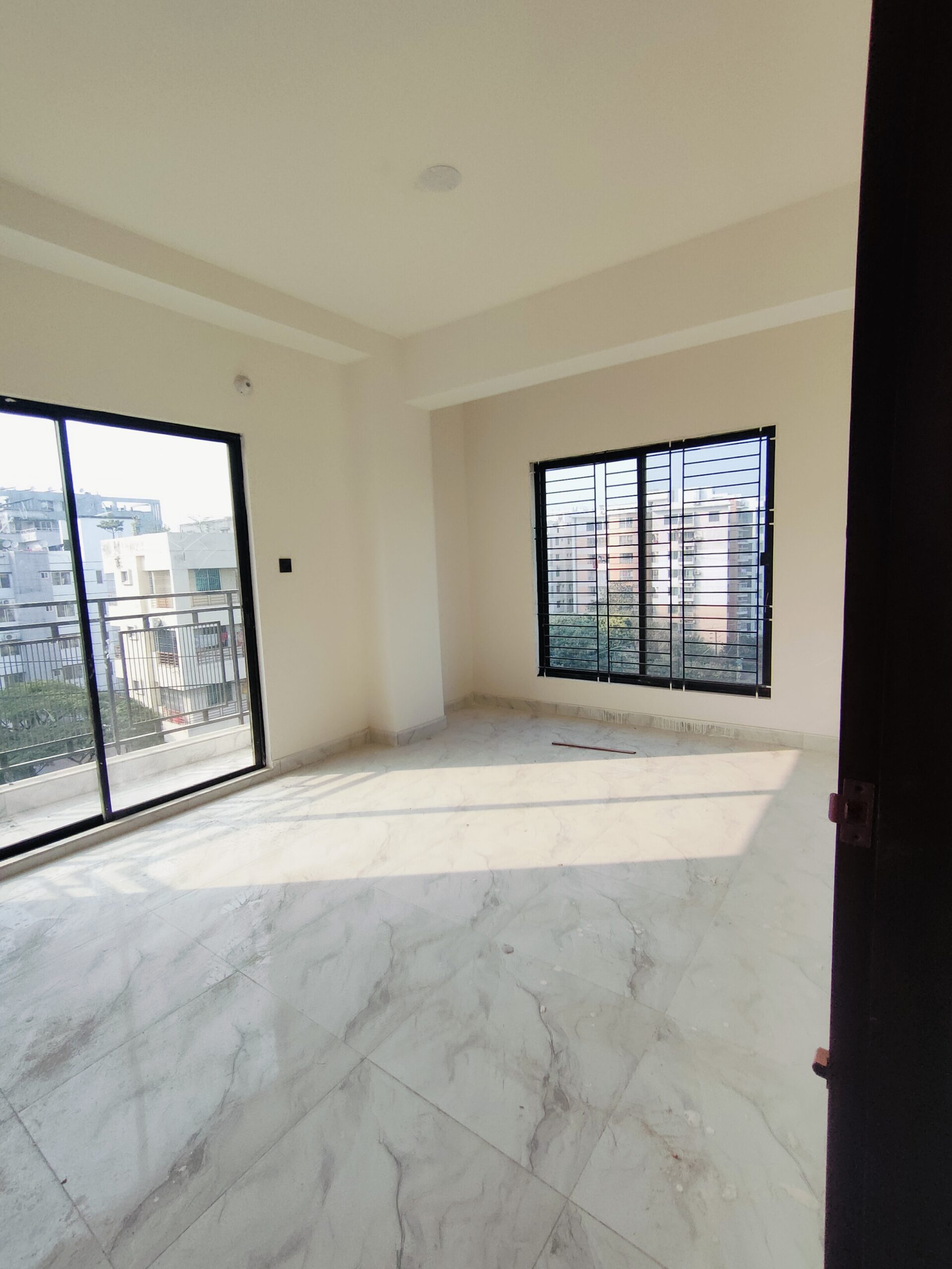 Ready Flat in Bashundhara – Premium 4 Bedroom Apartment for Sale