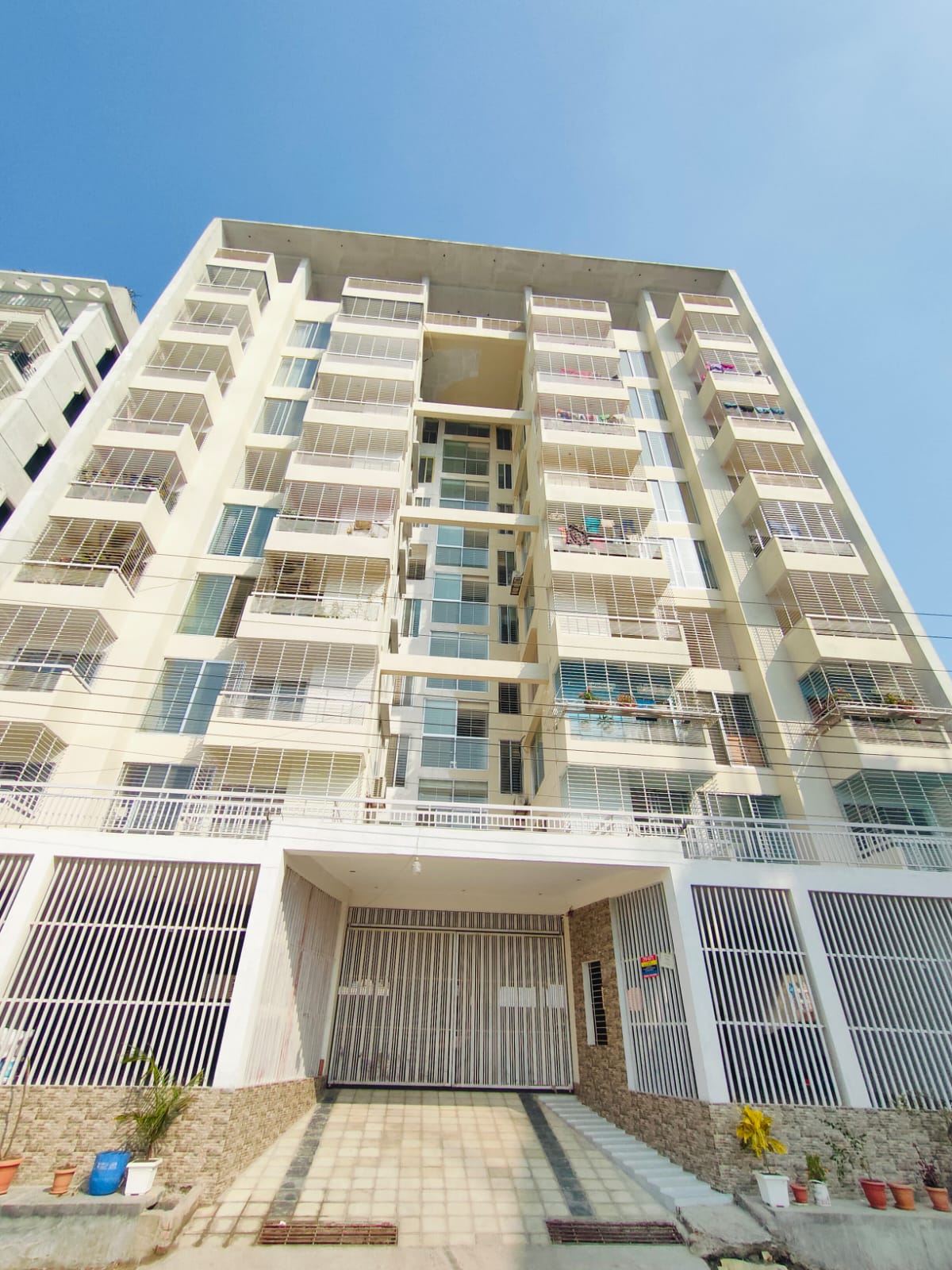 Buy Apartment at Bashundhara – Luxury 4 Bedroom Flat in Dhaka
