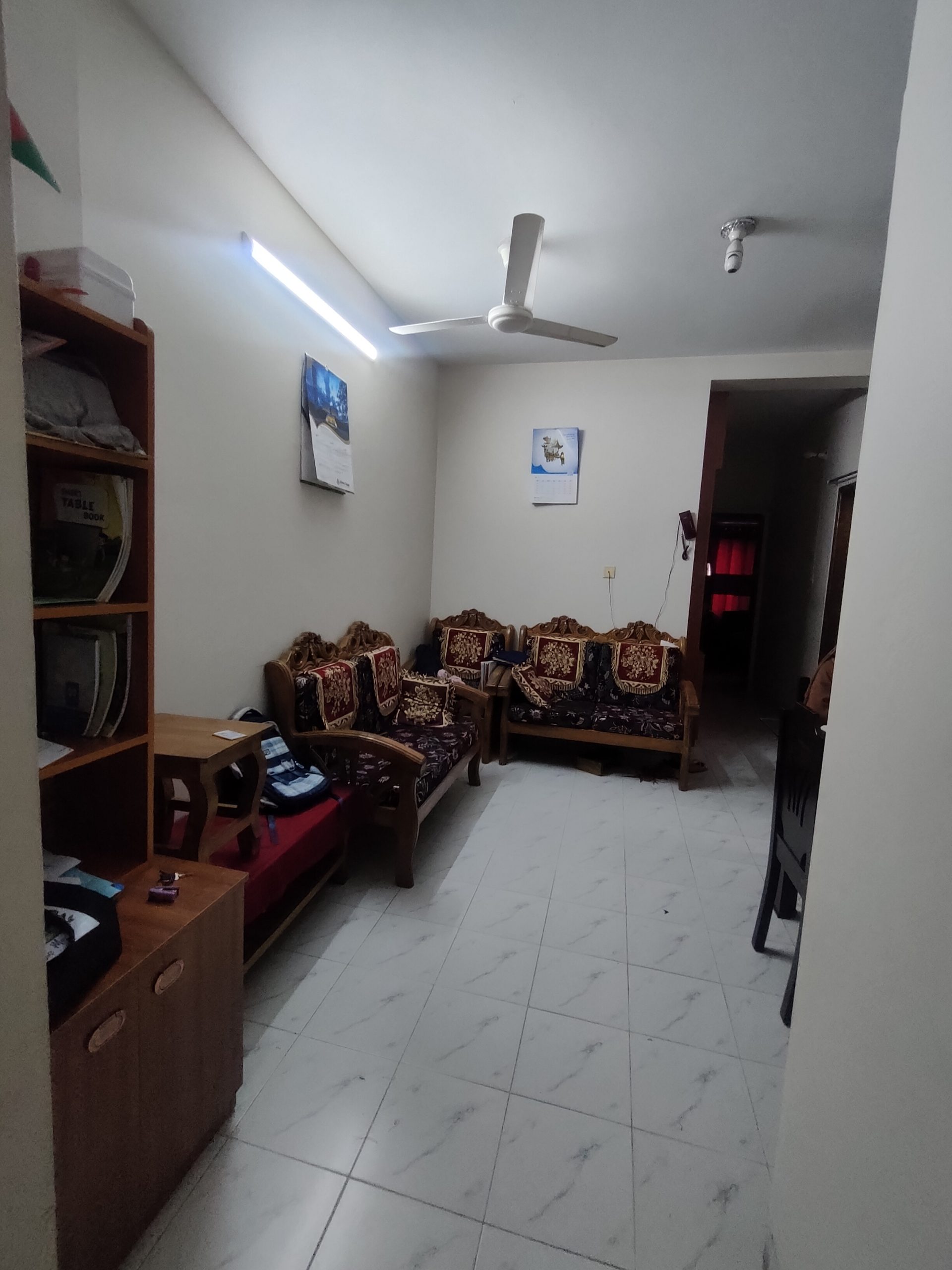 Flat in Uttara Sector 12 for Sale – Spacious 4-Bedroom Used Apartment in a Prime Residential Location