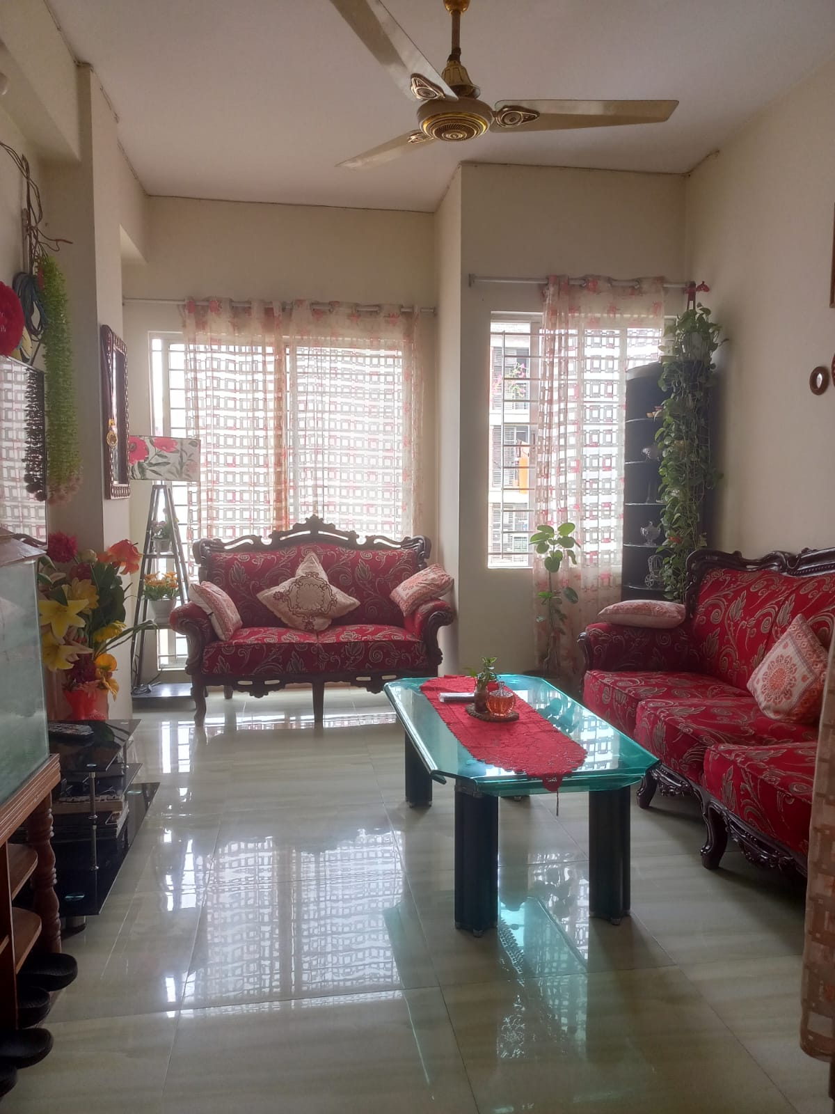 Used Flat for Sale in Shewrapara, Mirpur, Dhaka – 950 Sqft Family Apartment