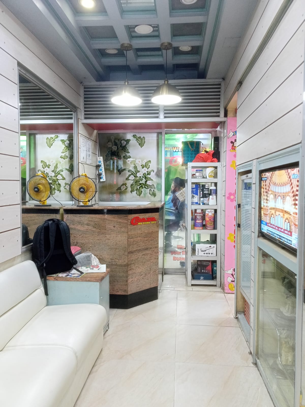 Commercial Space for Sale in Dhanmondi – 425 Sq. Ft. Property on Satmasjid Road