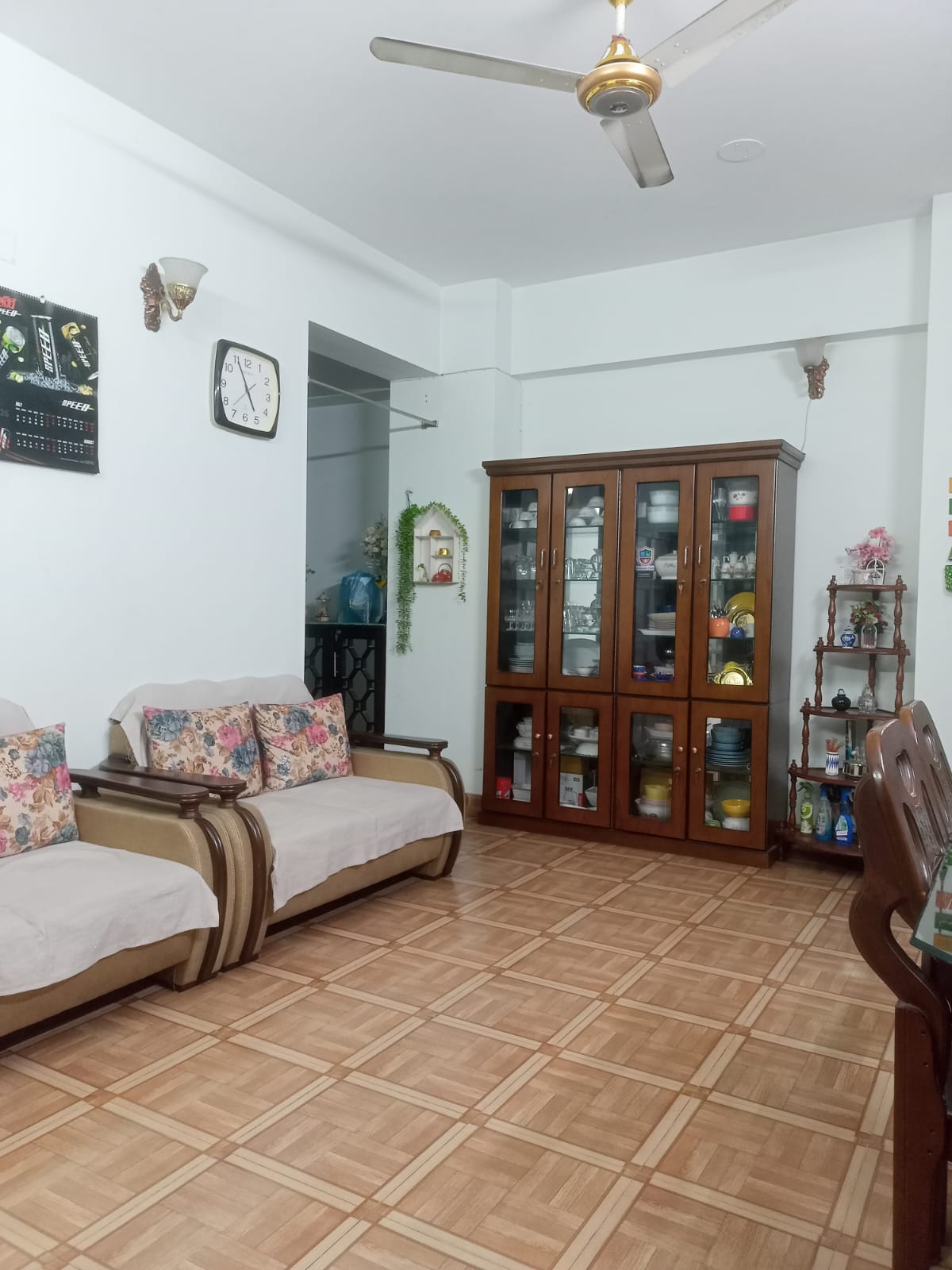 Flat in Mirpur Section 6 for Sale – 950 Sqft Apartment in Dhaka